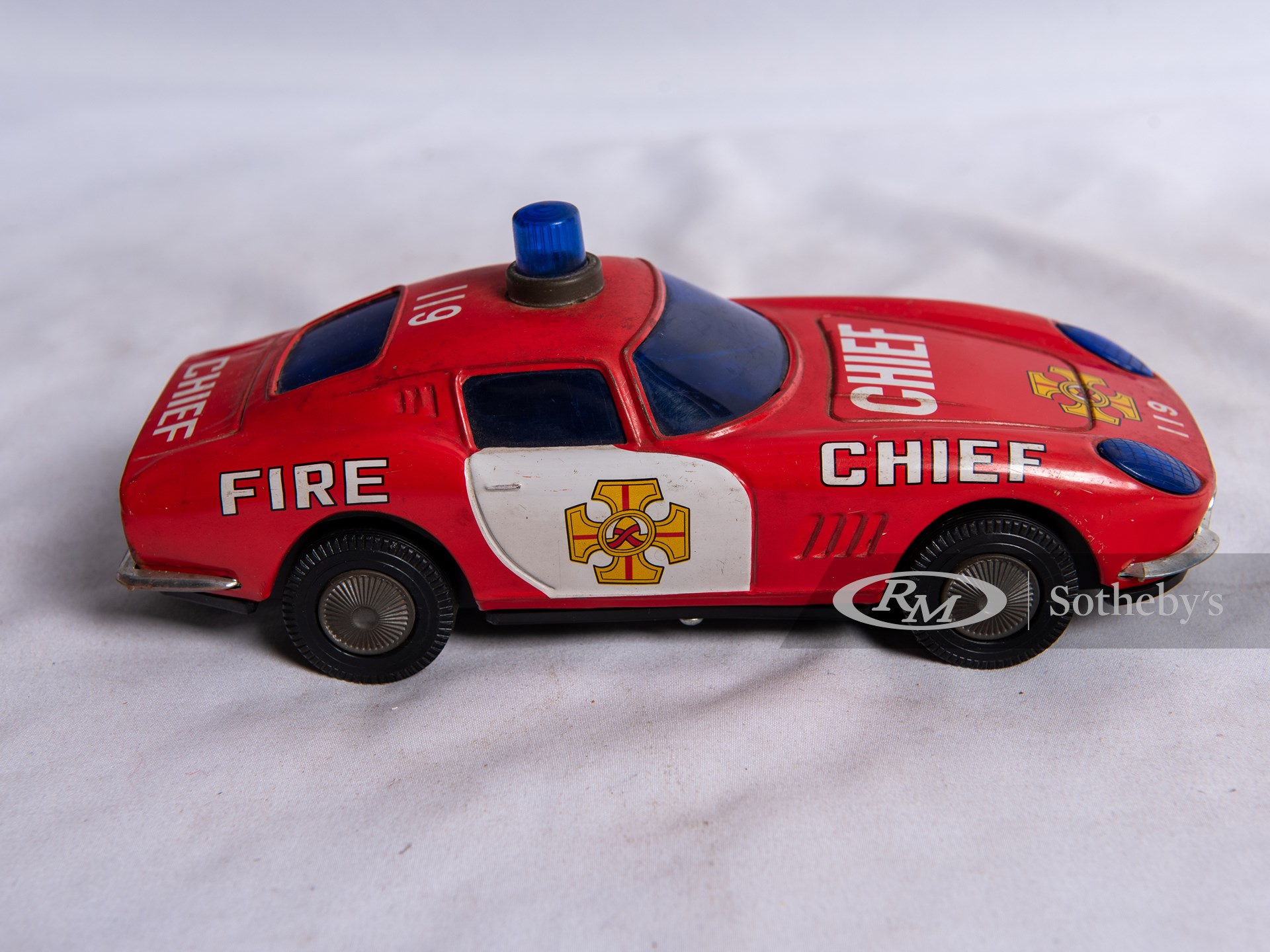xin yu arts toys ferrari