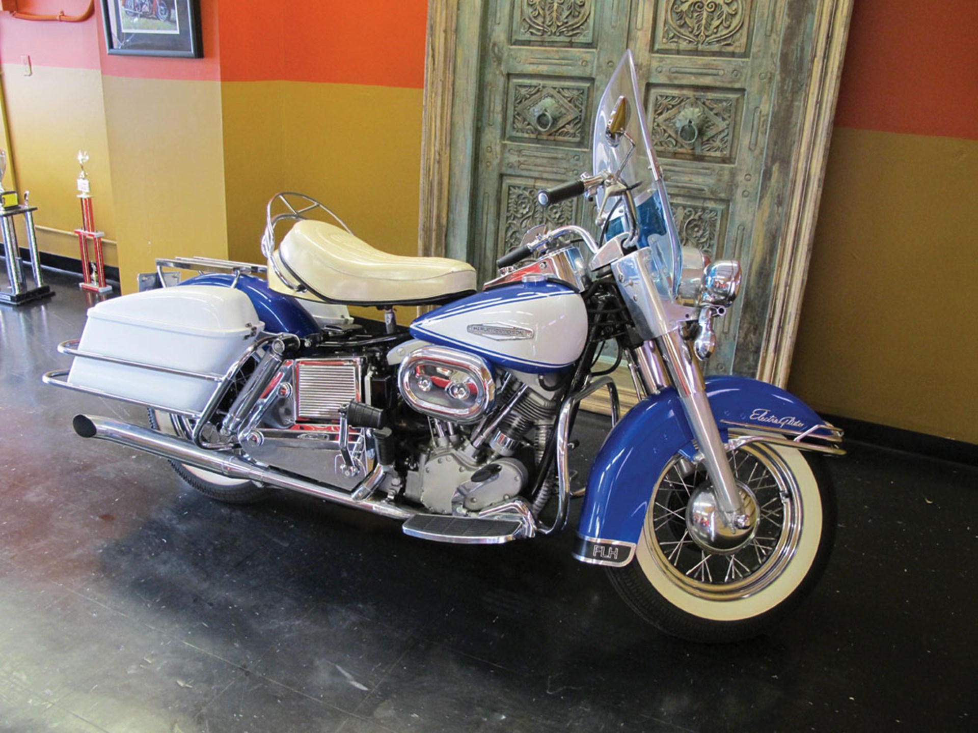 1968 Harley-Davidson FLH | Las Vegas Premier Motorcycle Auction | RM ...