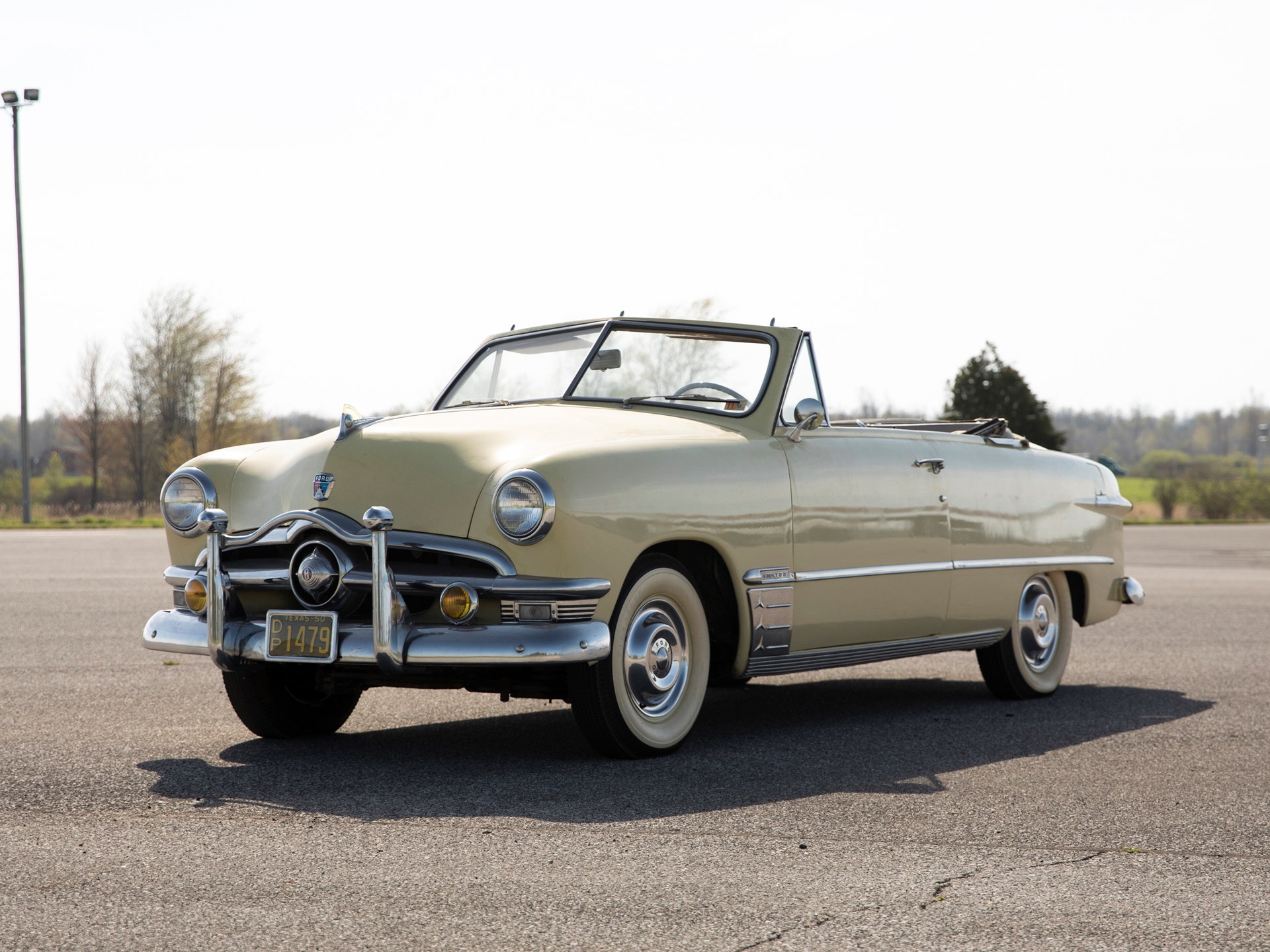 1950 Ford V-8 Custom DeLuxe Convertible | Auburn Fall 2021 | RM Sotheby's