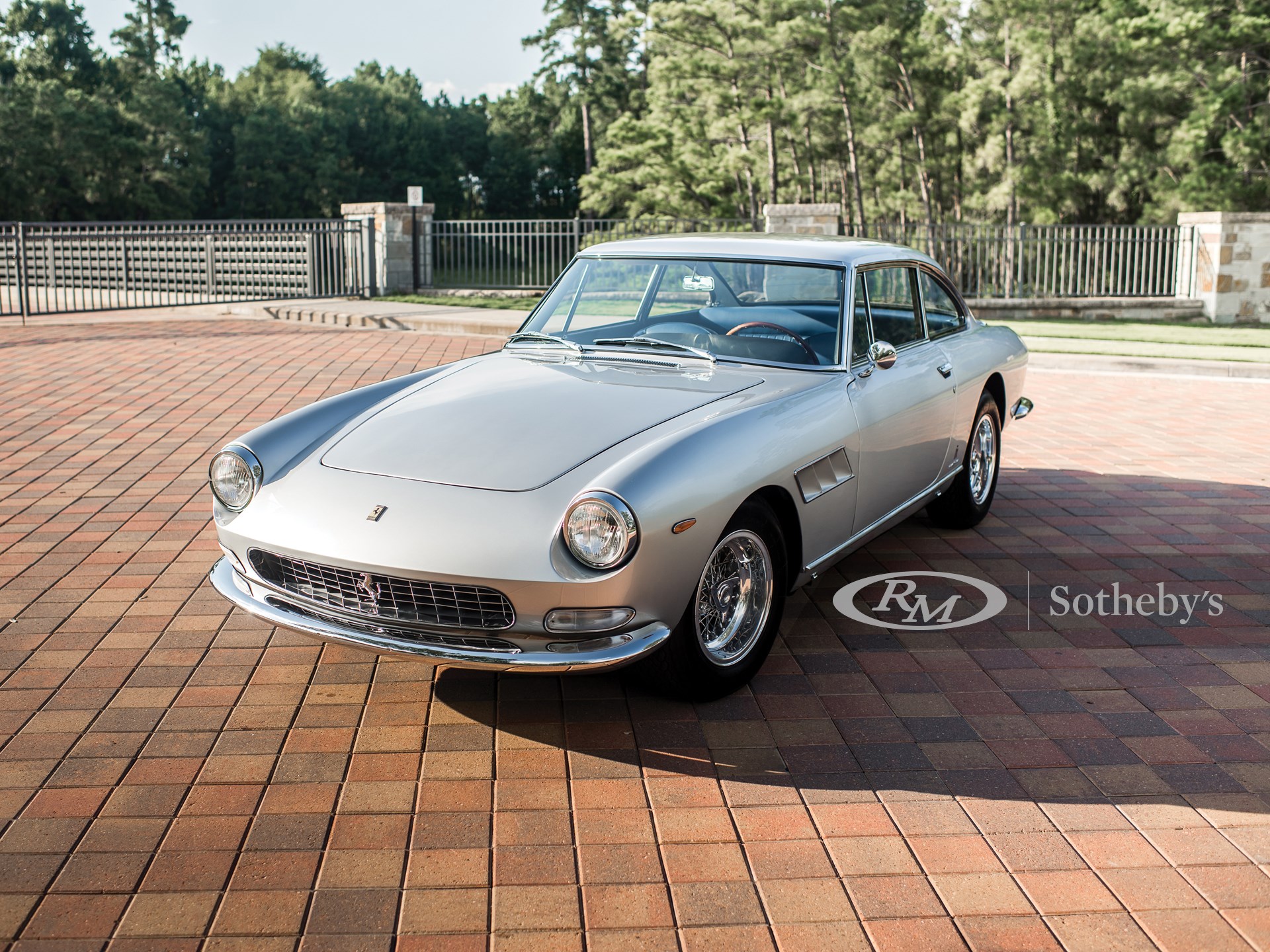 1966 Ferrari 330 GT 2+2 Series II by Pininfarina | Monterey 2018 | RM ...