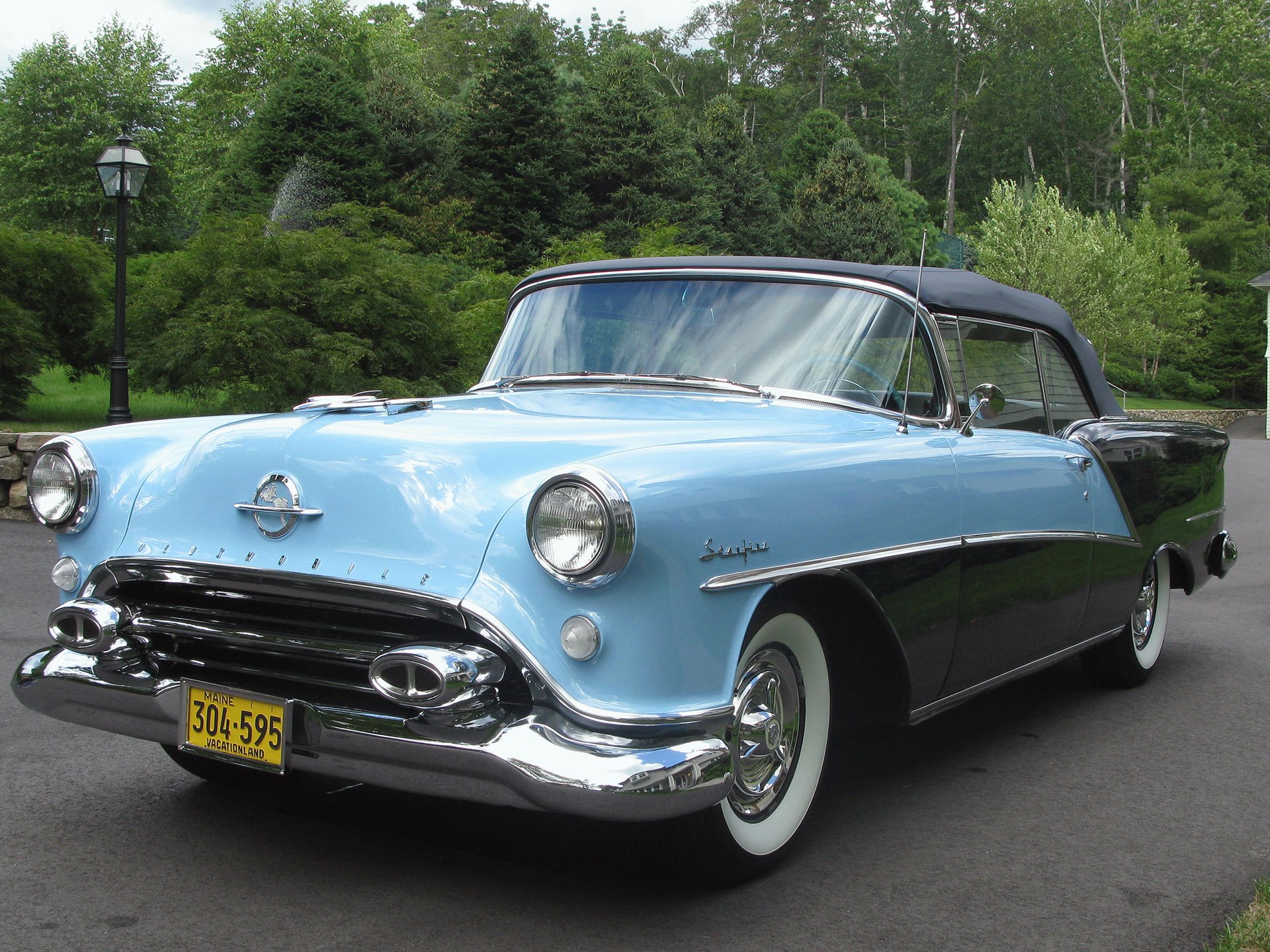 1954 Oldsmobile 98 Starfire Convertible | Hershey 2011 | RM Sotheby's