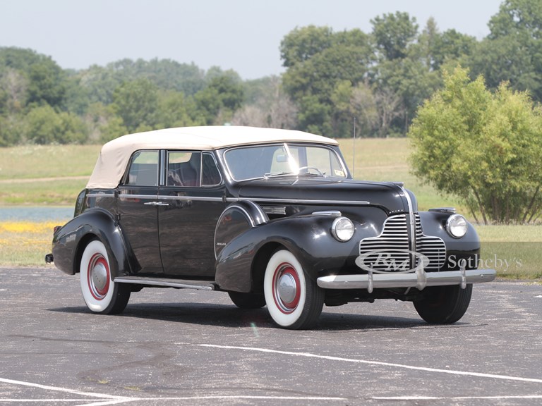 1940 Buick Limited Trunkback