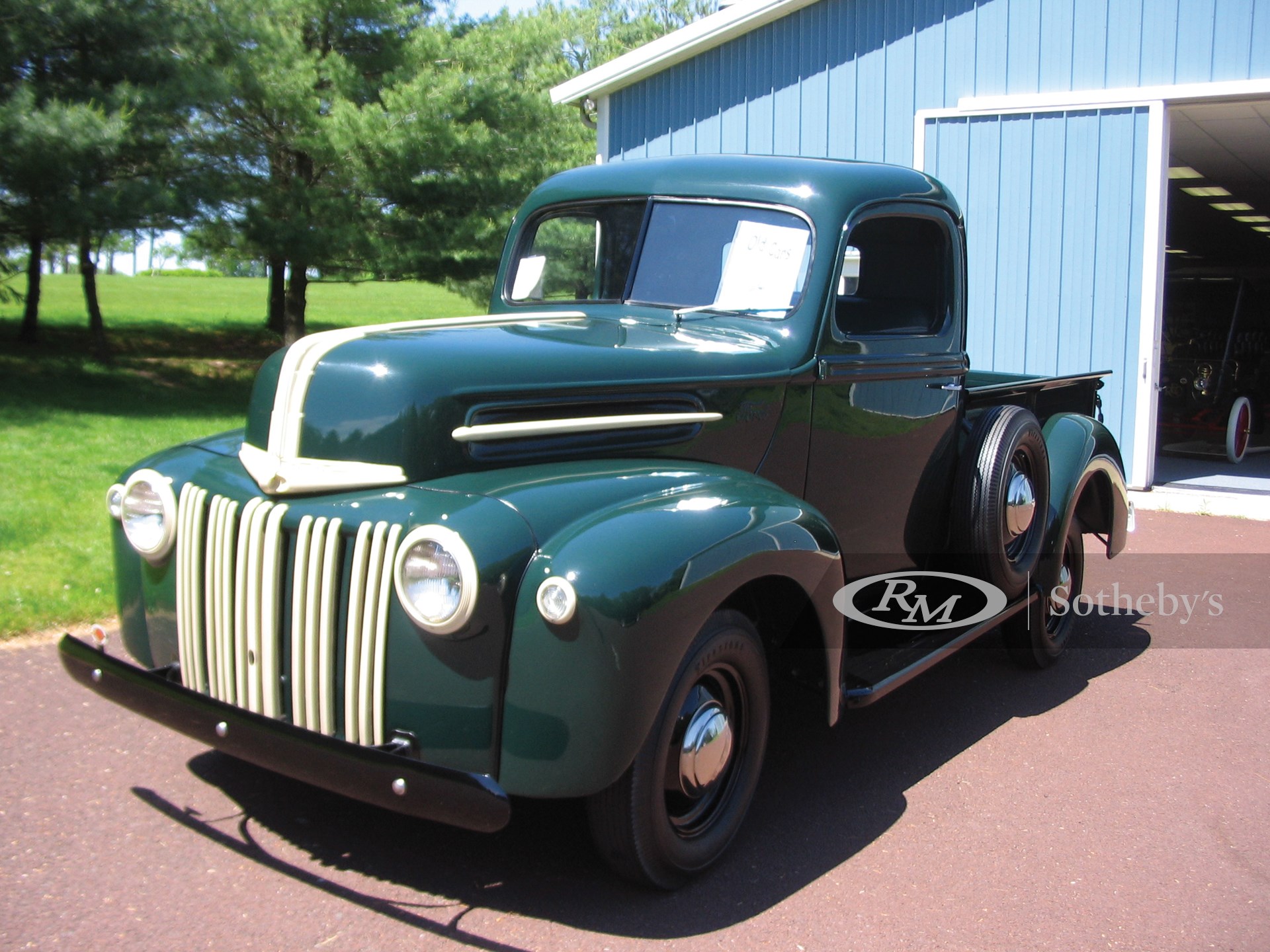 1947 Ford V8 Pickup | Vintage Motor Cars of Hershey 2009 | RM Auctions