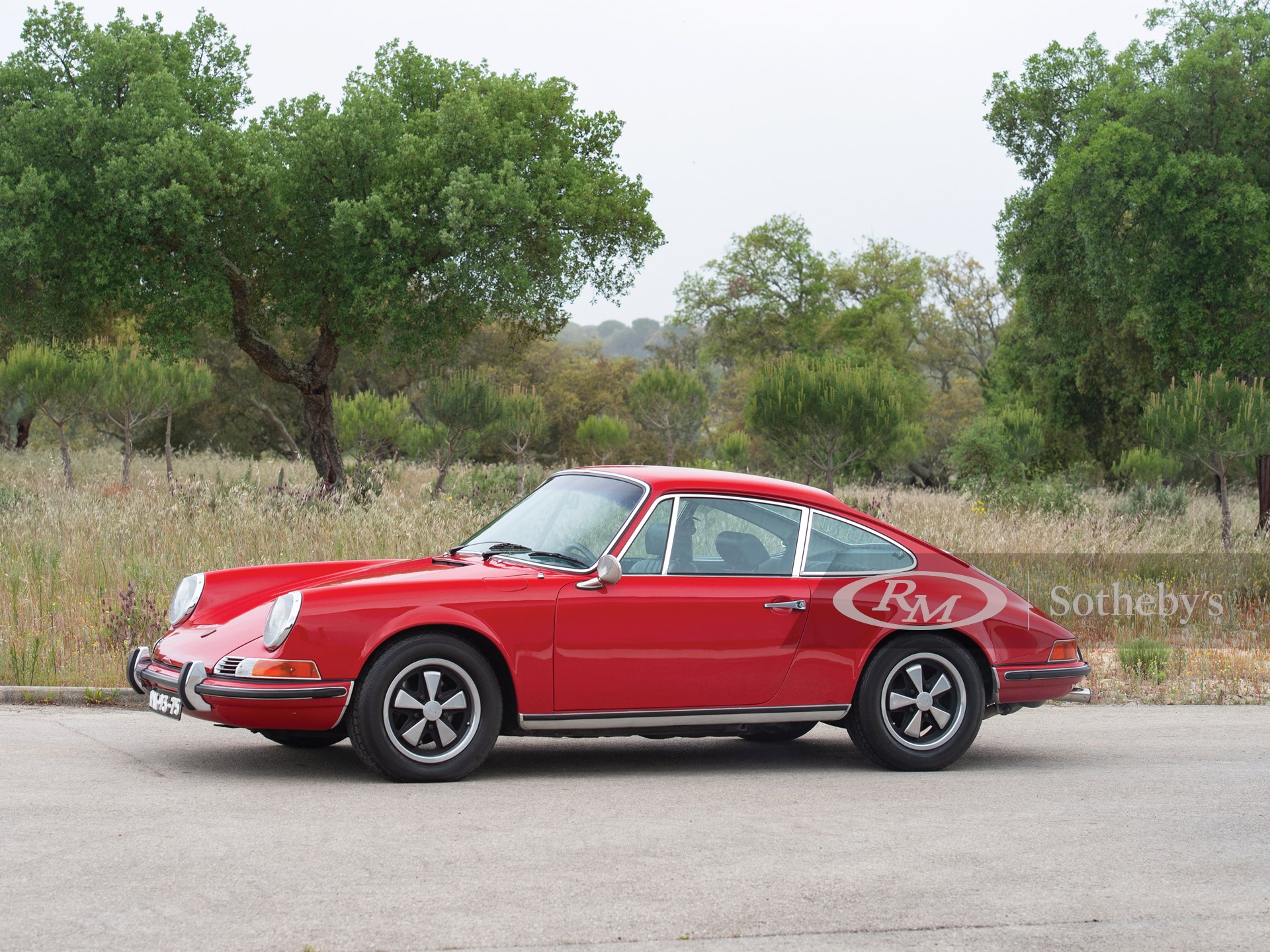 1969 Porsche 911 T Coupé The Sáragga Collection RM