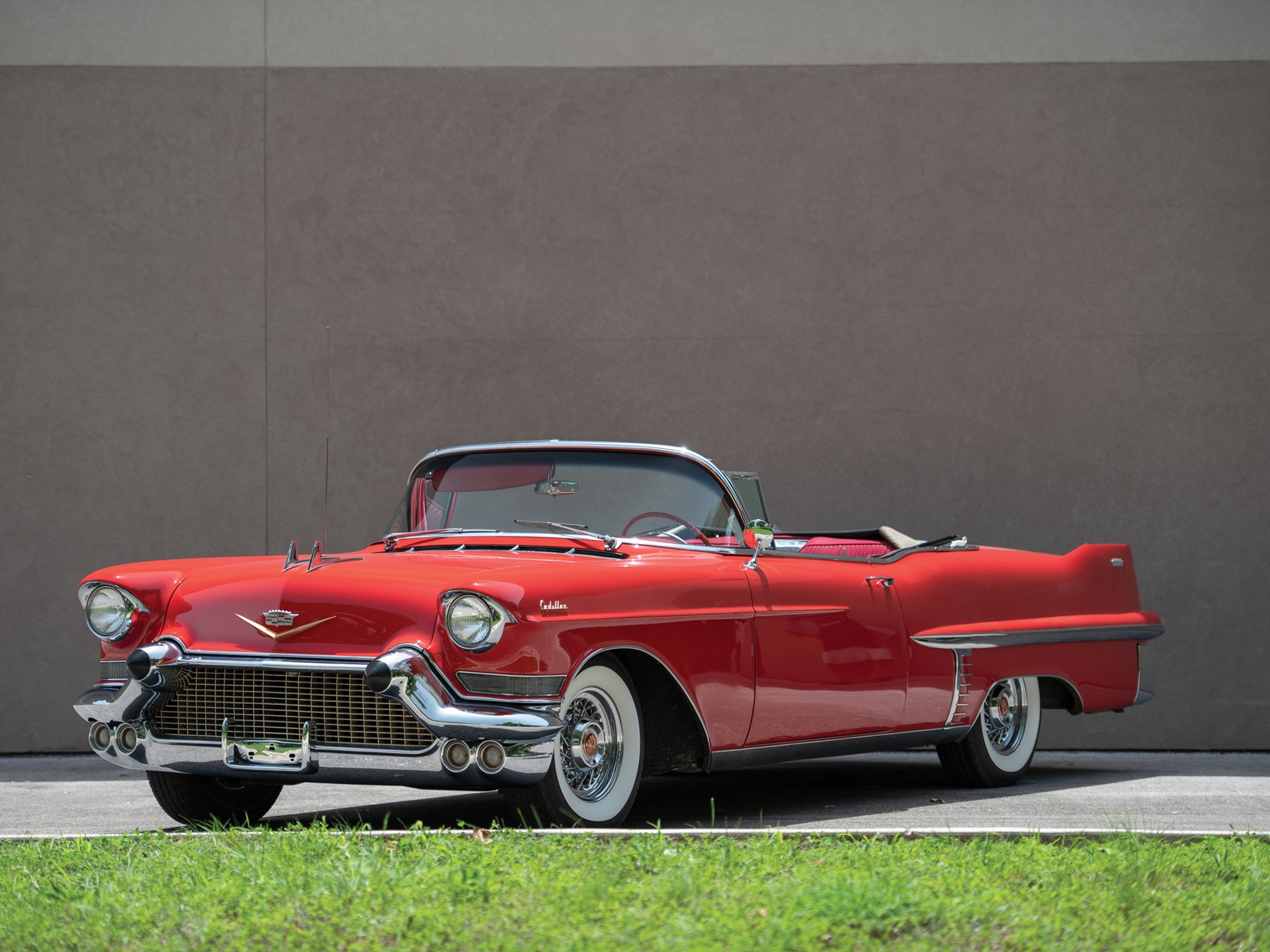 Cadillac series 62 convertible