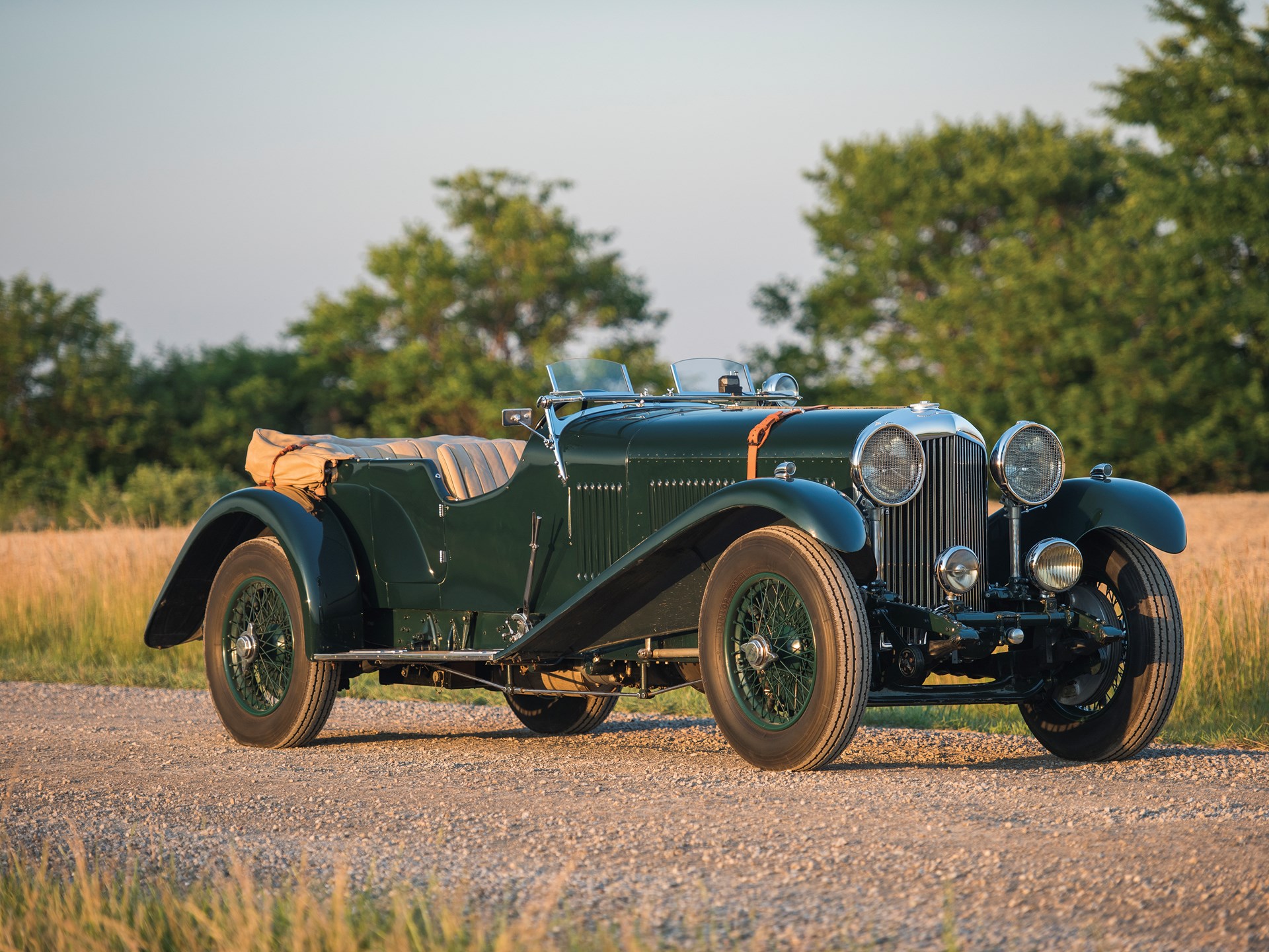 Bentley 1900