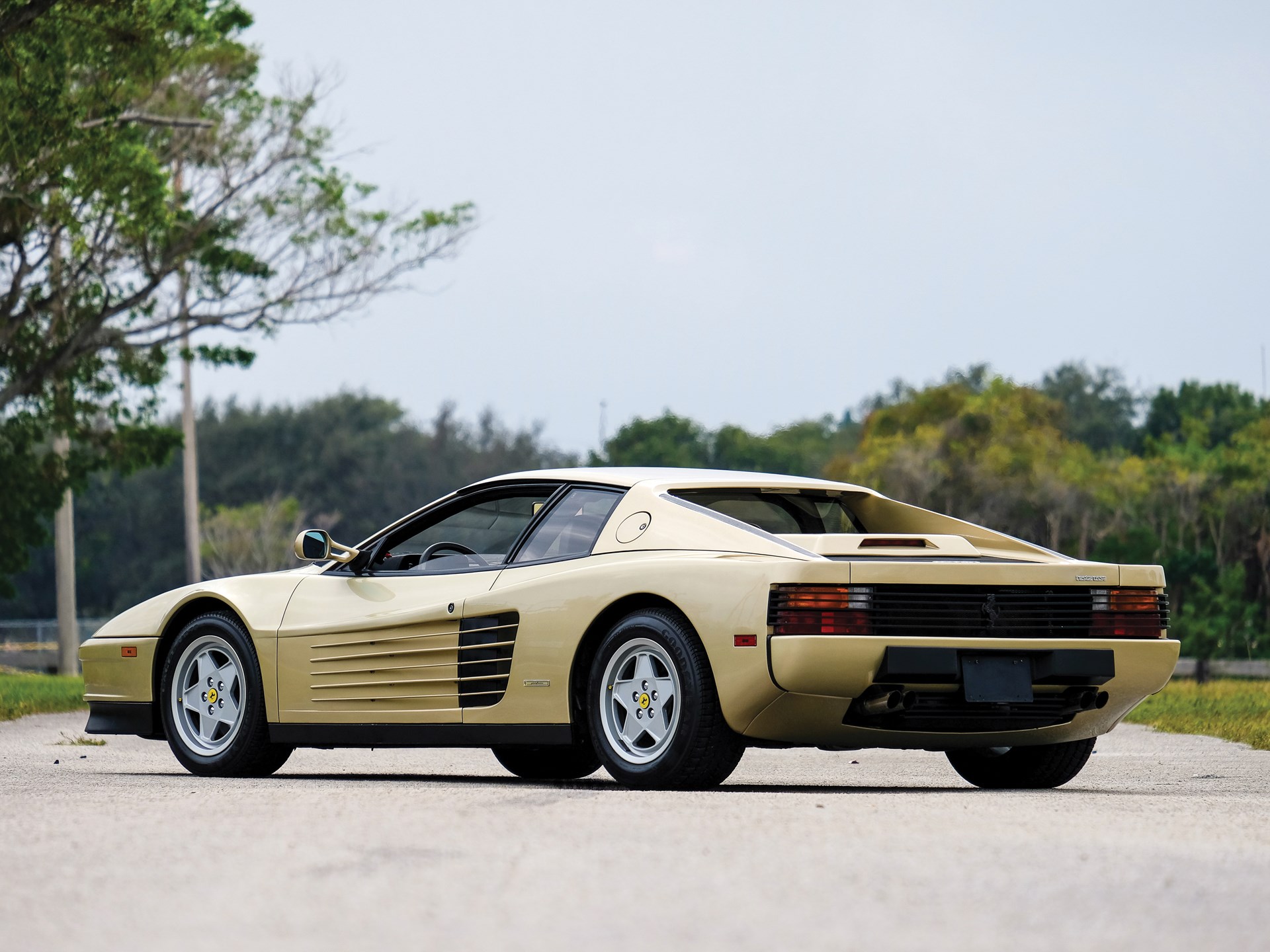 Ferrari Testarossa 1984