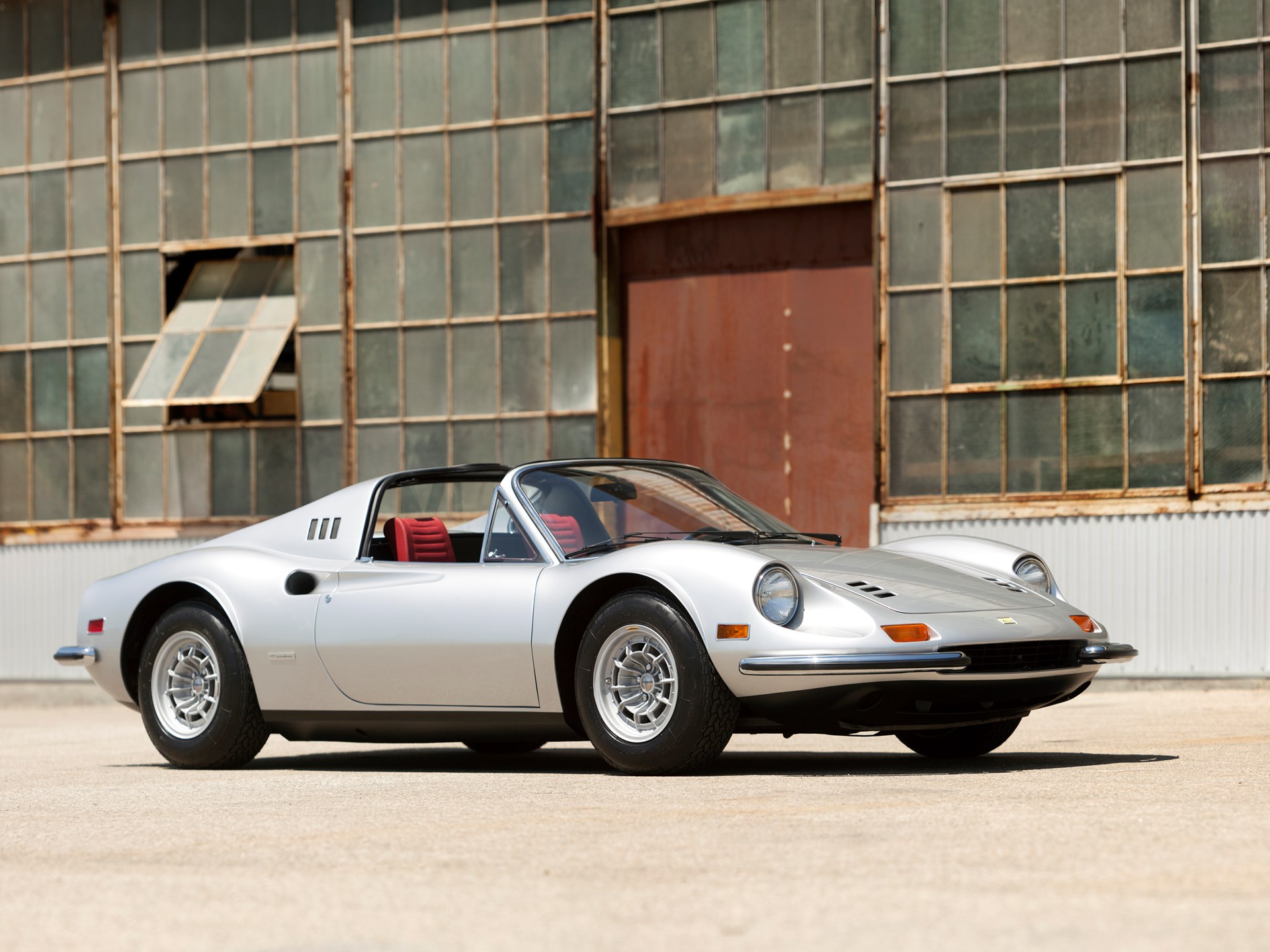 Rm Sothebys 1974 Ferrari Dino 246 Gts Chairs And Flares