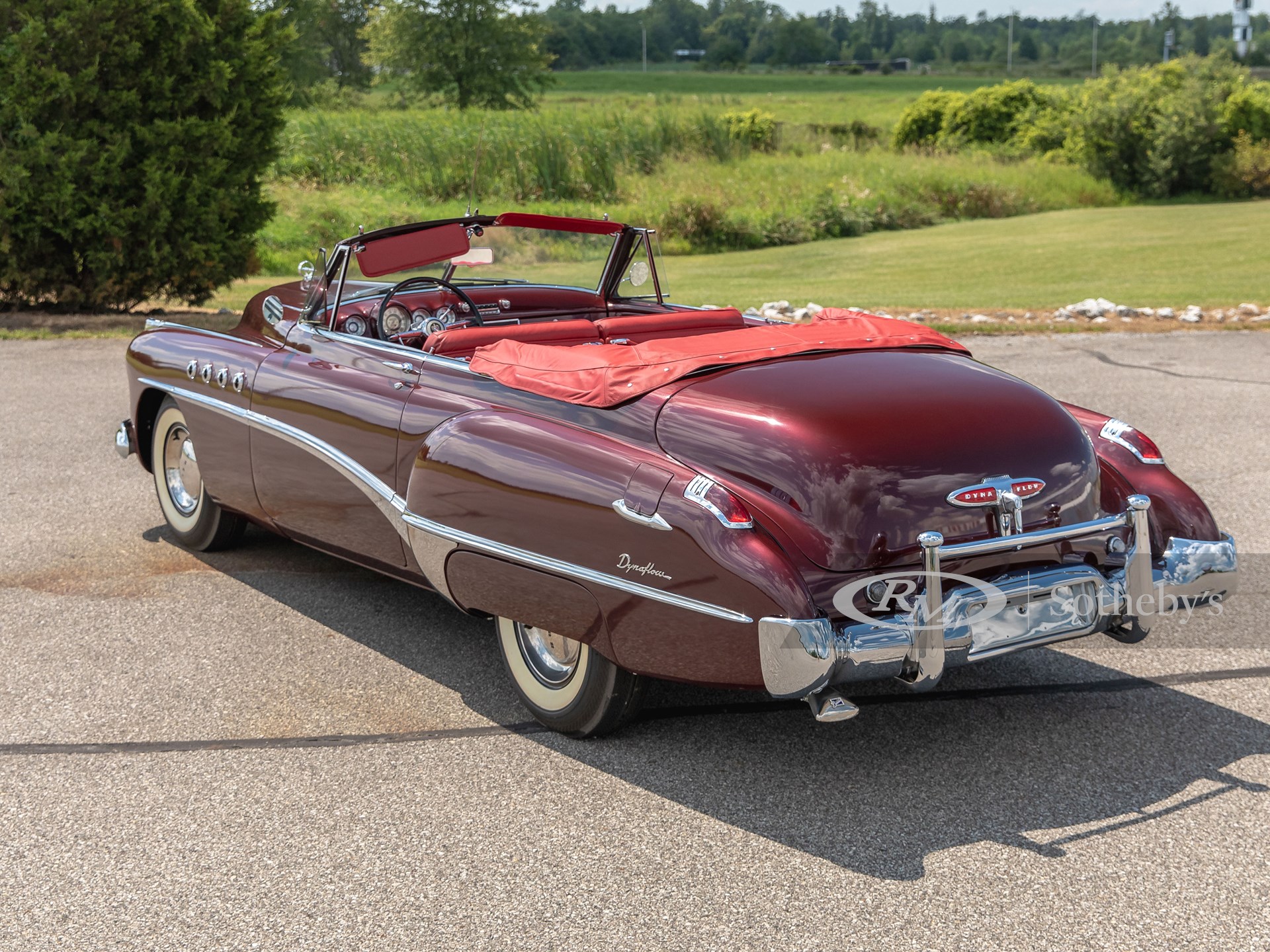 1949 Buick Roadmaster Convertible Auburn Fall 2021 RM Auctions