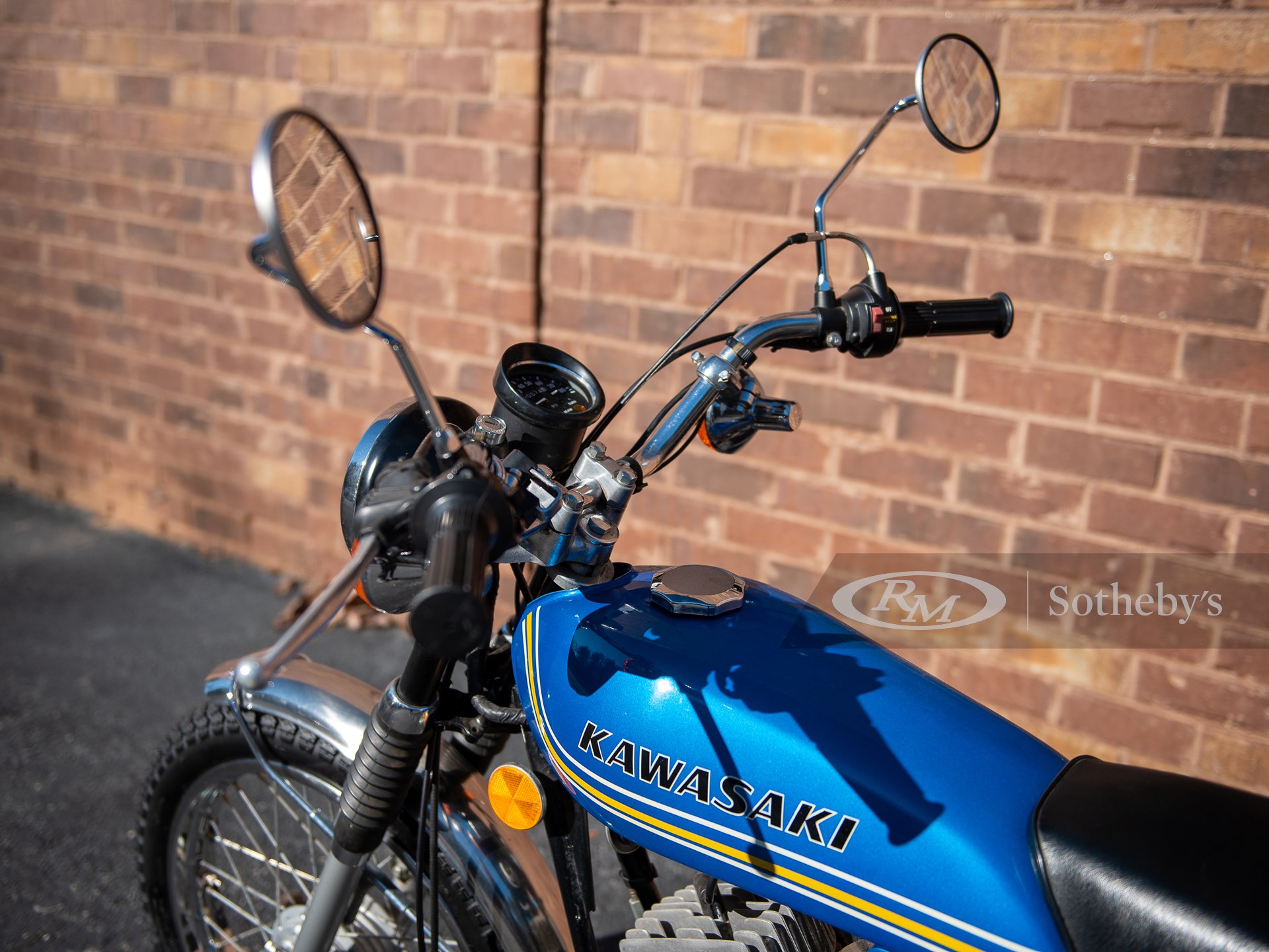 1976 Kawasaki KH100-B7 | Handle With Fun | RM Online