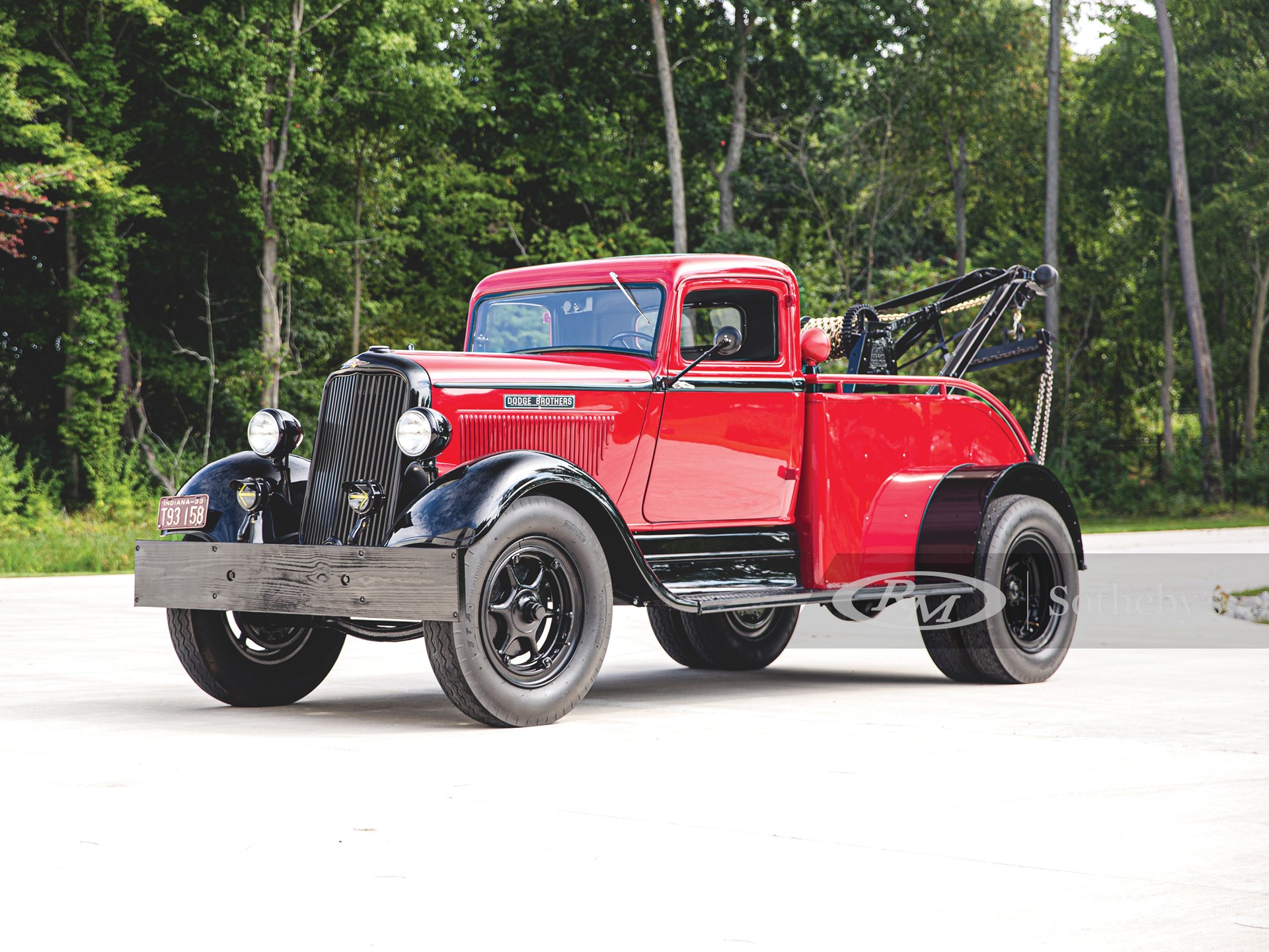 1933 Dodge Brothers H44 Tow Truck | The Elkhart Collection | RM Sotheby's