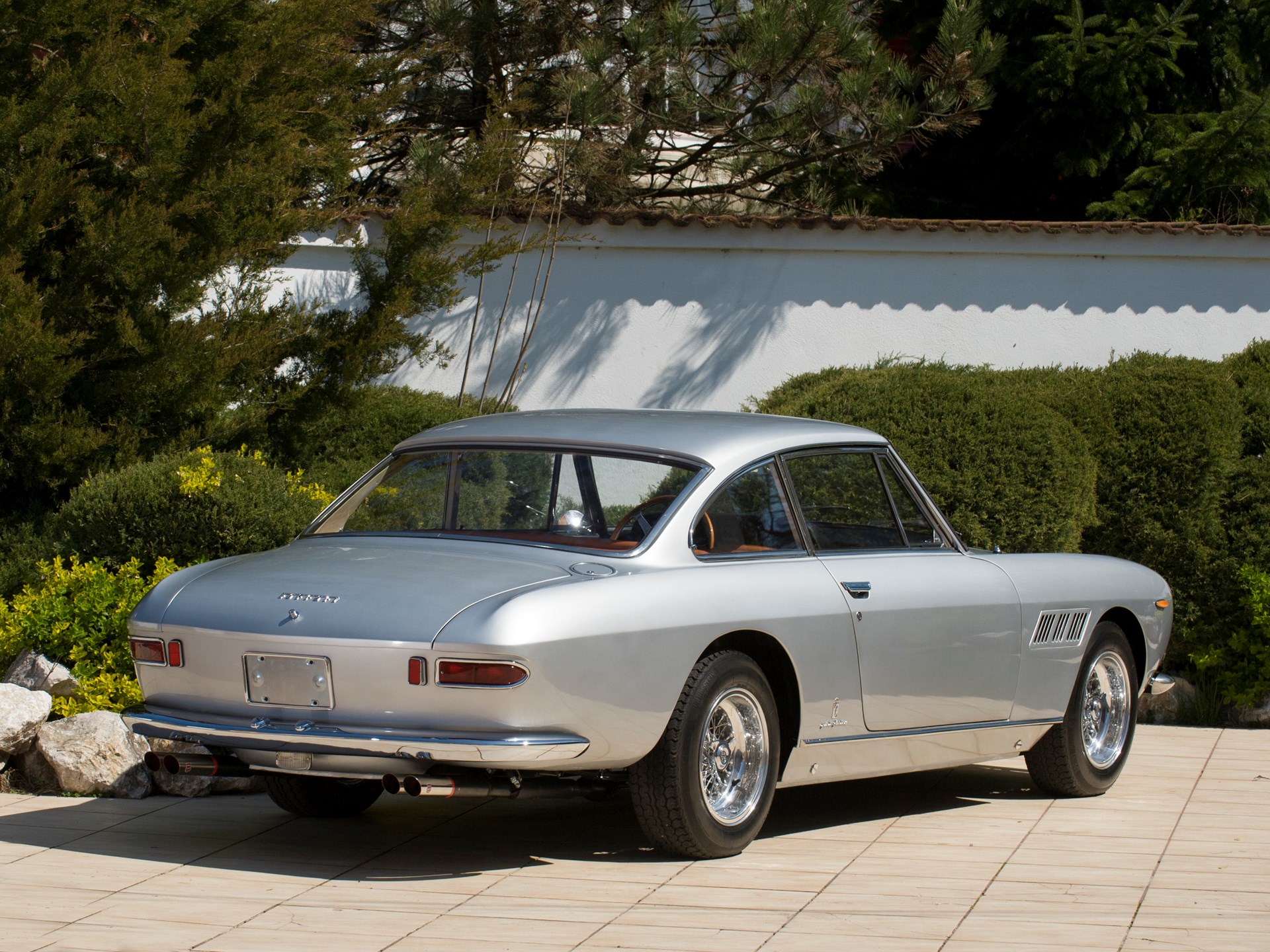 ferrari 330 gt 1965