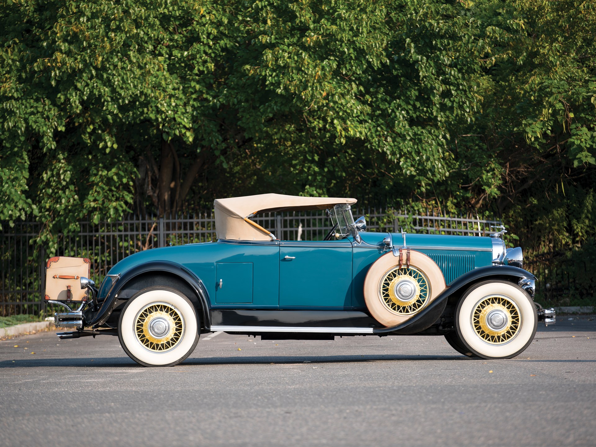 RM Sotheby's - 1931 Buick Series 90 Roadster | Hershey 2017