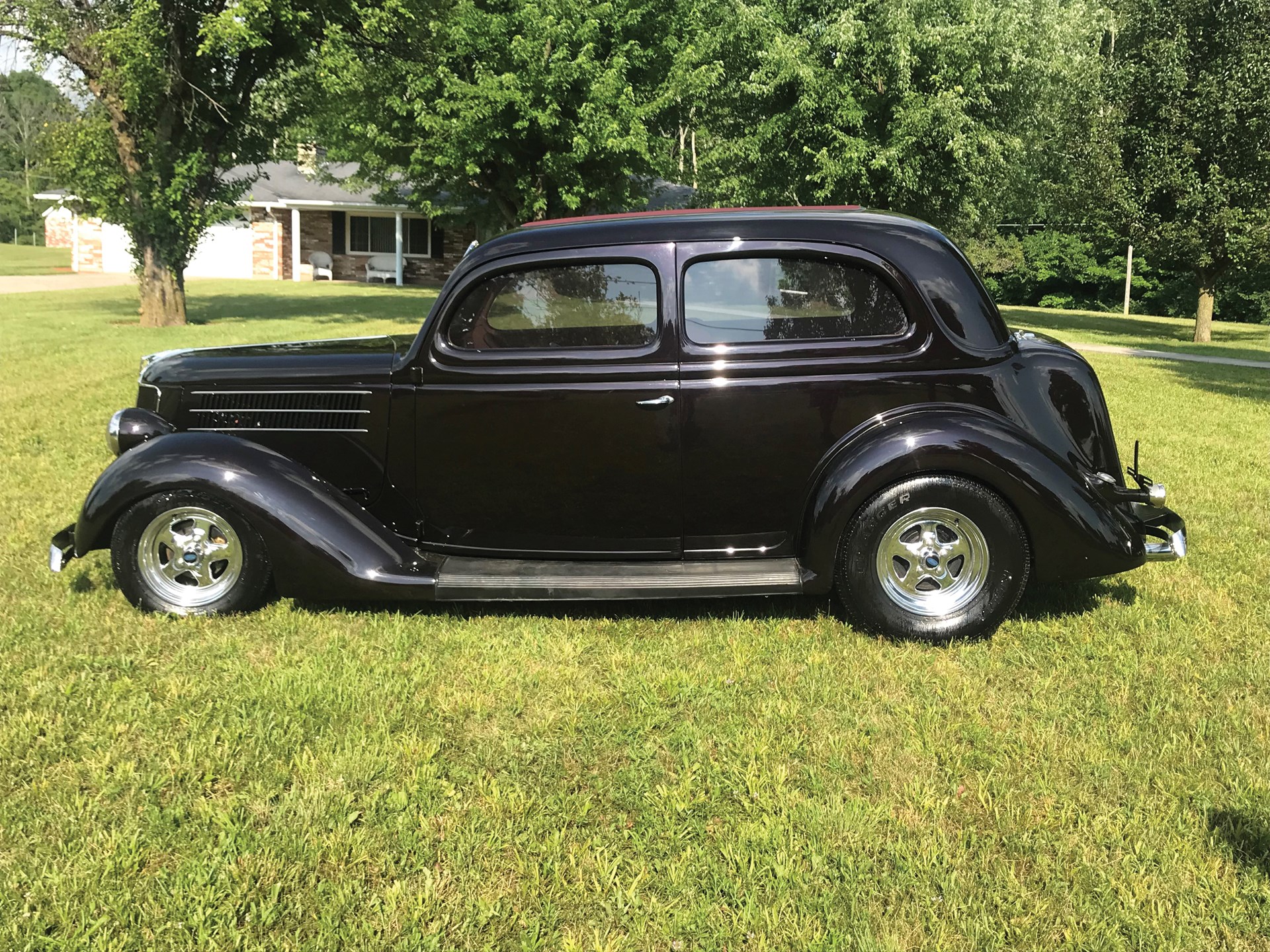 1936 Ford Two-Door Sedan Custom | Auburn Fall 2018 | RM Sotheby's