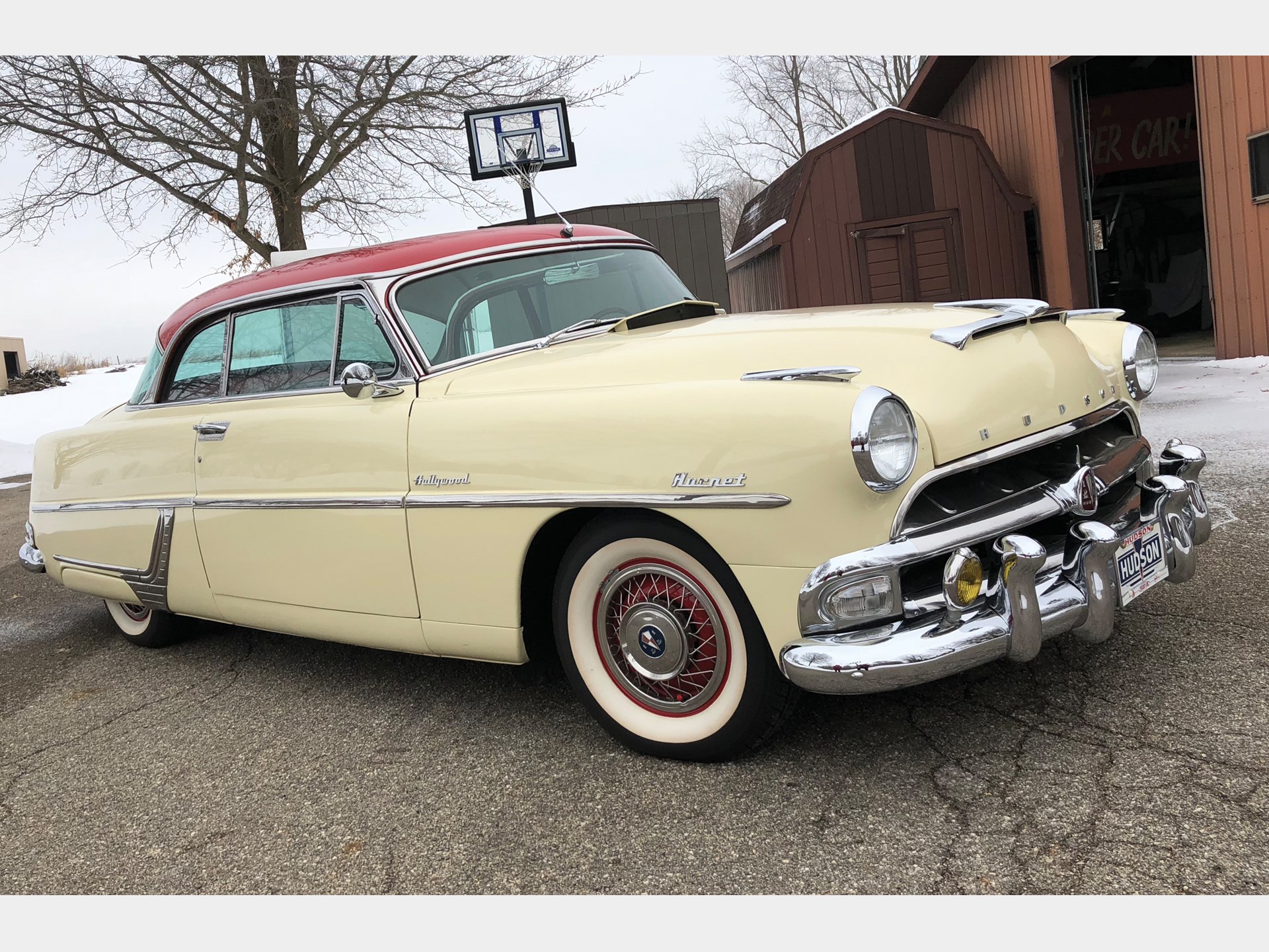 1954 Hudson Hornet Hollywood | Auburn Spring 2019 | RM Sotheby's